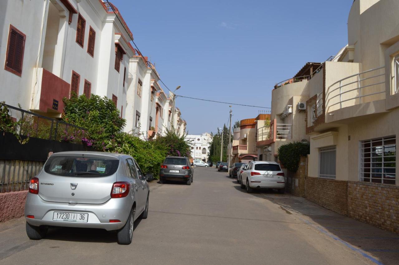 Appartement Ideal Riad Al Salam A 8 Minutes De La Plage Du Centre Ville,Wifi Et Parking Gratuits Agadir Exterior photo